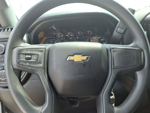 Used 2022 Chevrolet Silverado 2500 Custom w/ Custom Value Package AWD/4WD image 27