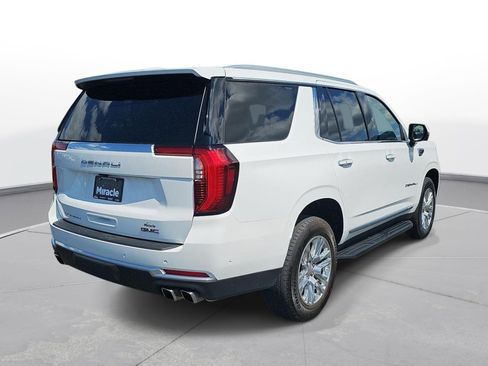 Used 2025 GMC Yukon Denali AWD/4WD image 5