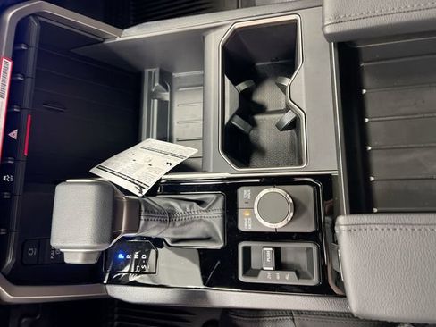 New 2025 Toyota Tundra SR5 w/ SR5 Convenience Package image 20