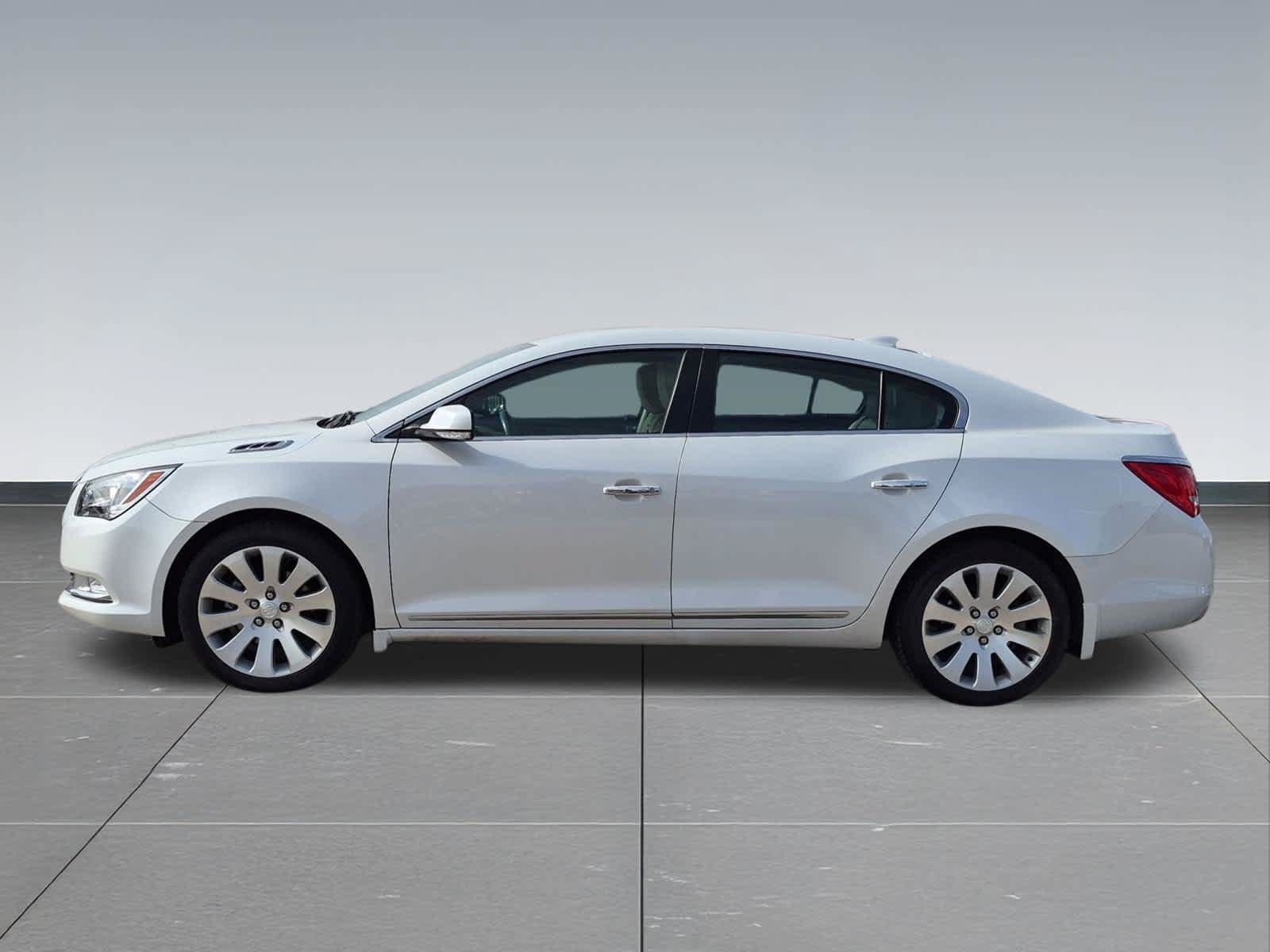 Used 2016 Buick LaCrosse Leather w/ Experience Buick Package AWD/4WD image 3
