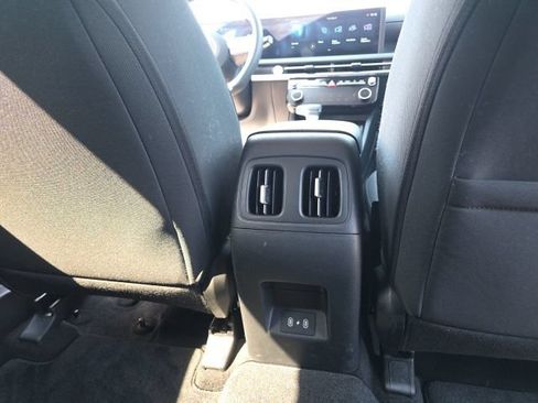 Used 2025 Hyundai Tucson SEL AWD/4WD image 23