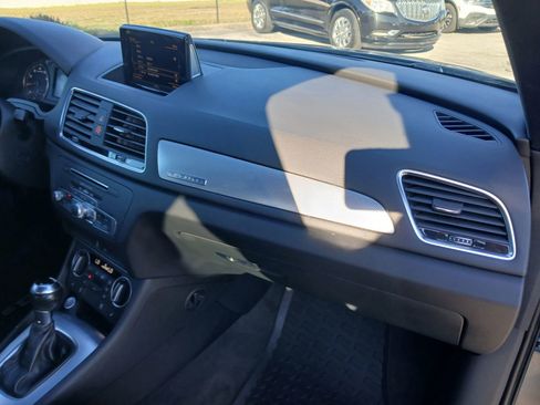 Used 2016 Audi Q3 2.0T Premium Plus w/ Technology Package image 15