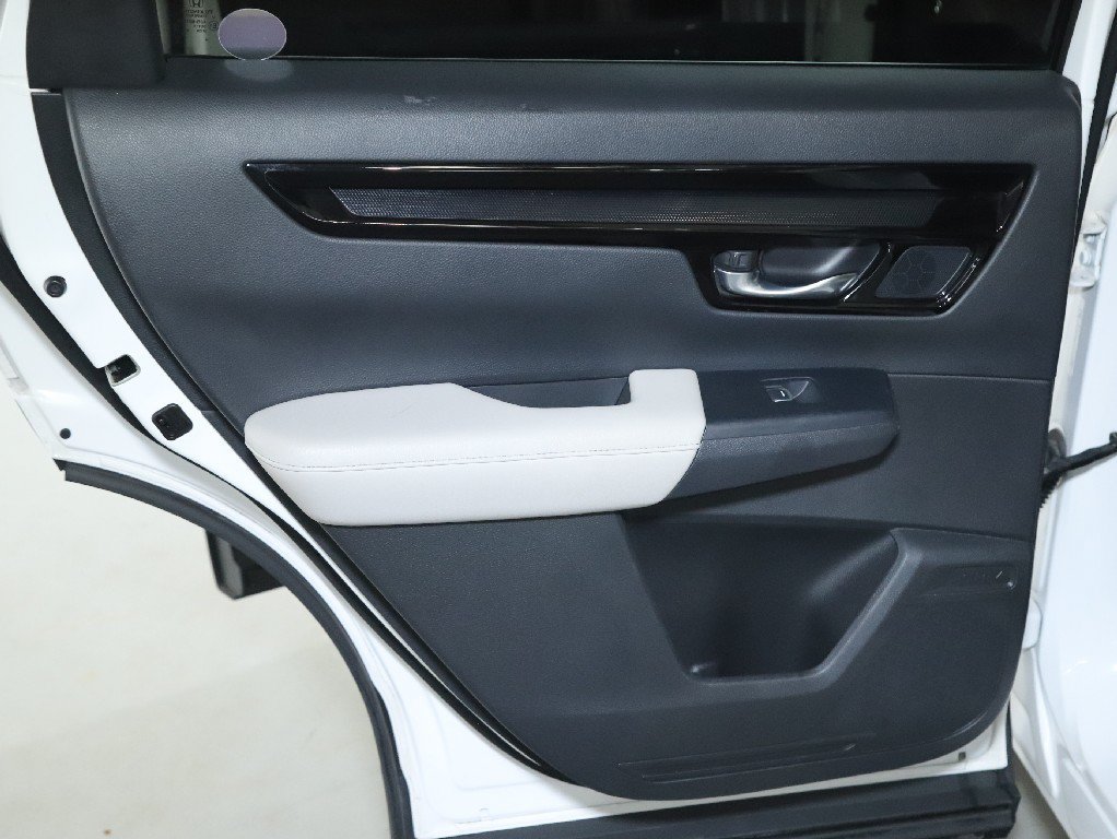 Used 2023 Honda CR-V EX-L image 13