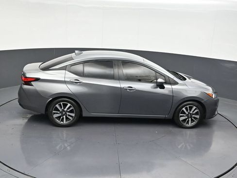 Used 2021 Nissan Versa SV FWD image 15