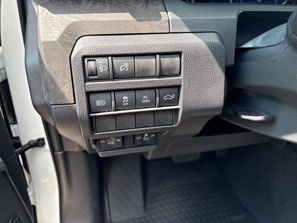 Used 2026 Toyota Tacoma Limited AWD/4WD image 19