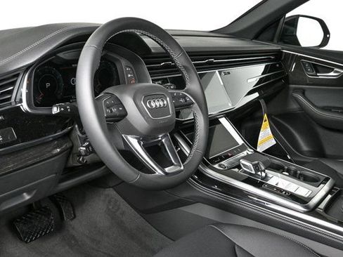 New 2026 Audi Q8 Premium Plus image 4