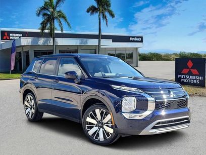 New 2025 Mitsubishi Outlander SE