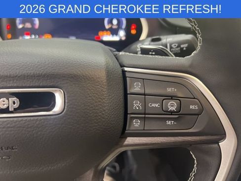 New 2026 Jeep Grand Cherokee Limited w/ Limited Altitude Package AWD/4WD image 19