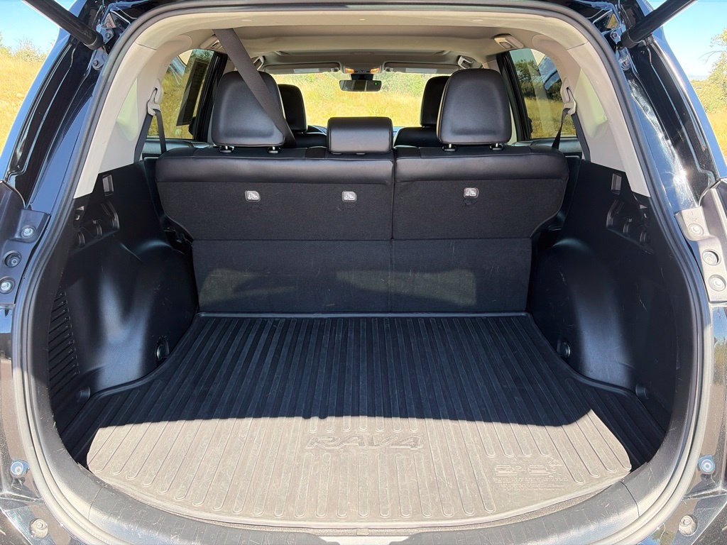 Used 2016 Toyota RAV4 Limited AWD/4WD image 15