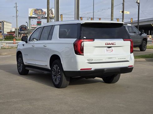 New 2026 GMC Yukon XL Elevation w/ Elevation Premium Package image 4