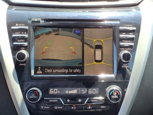 Used 2020 Nissan Murano SL FWD image 12