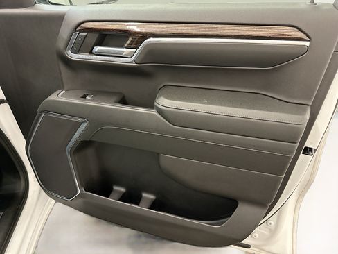 Used 2024 GMC Sierra 1500 Elevation AWD/4WD image 32