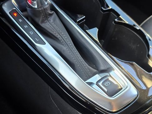 Used 2025 Chevrolet Trax ACTIV w/ Driver Confidence Package image 27