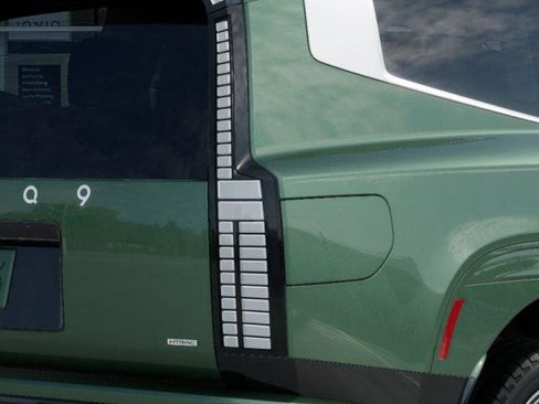 New 2026 Hyundai Ioniq 9 Calligraphy image 10