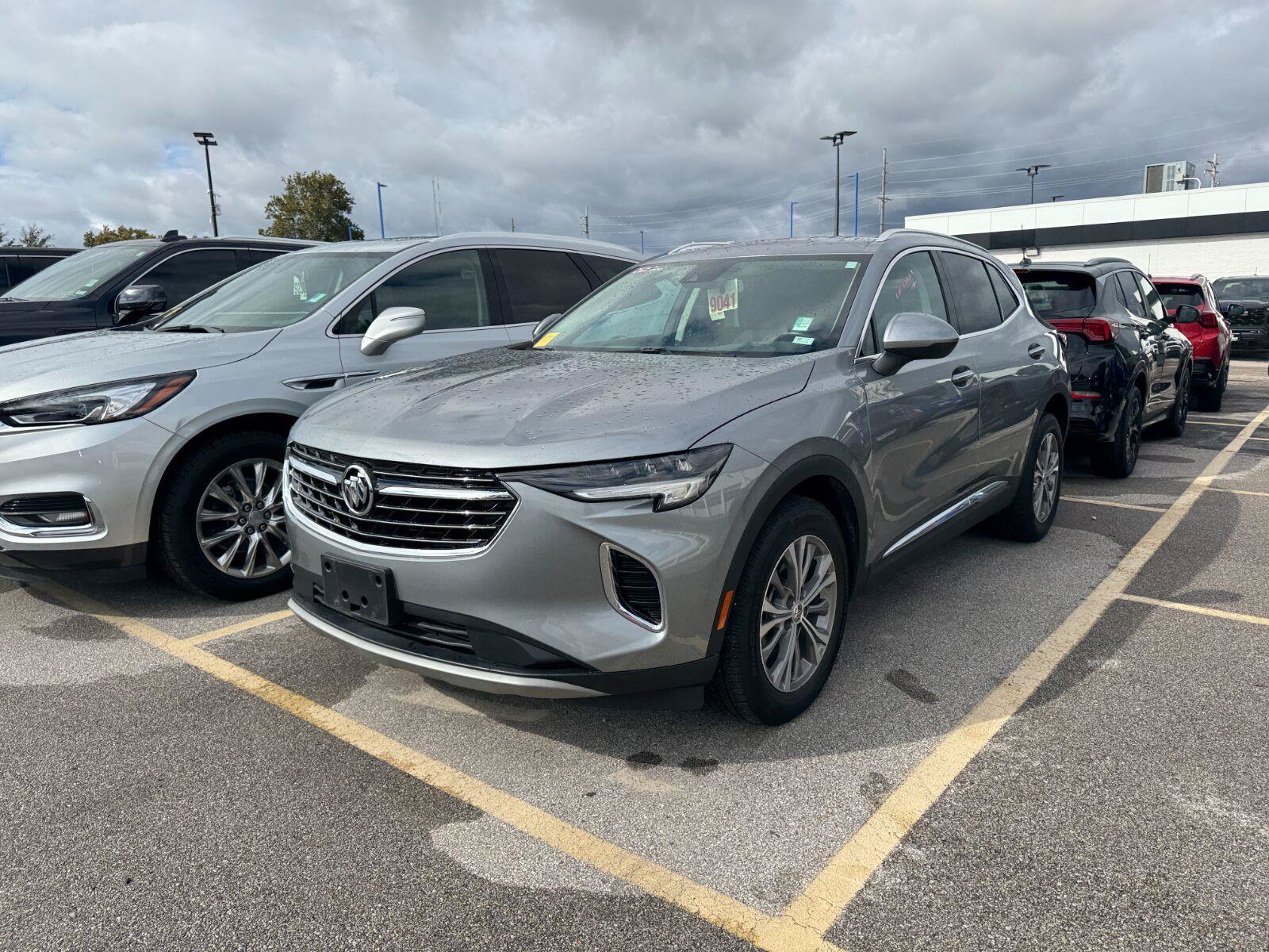 Used 2019 Buick Envision Premium AWD/4WD image 2