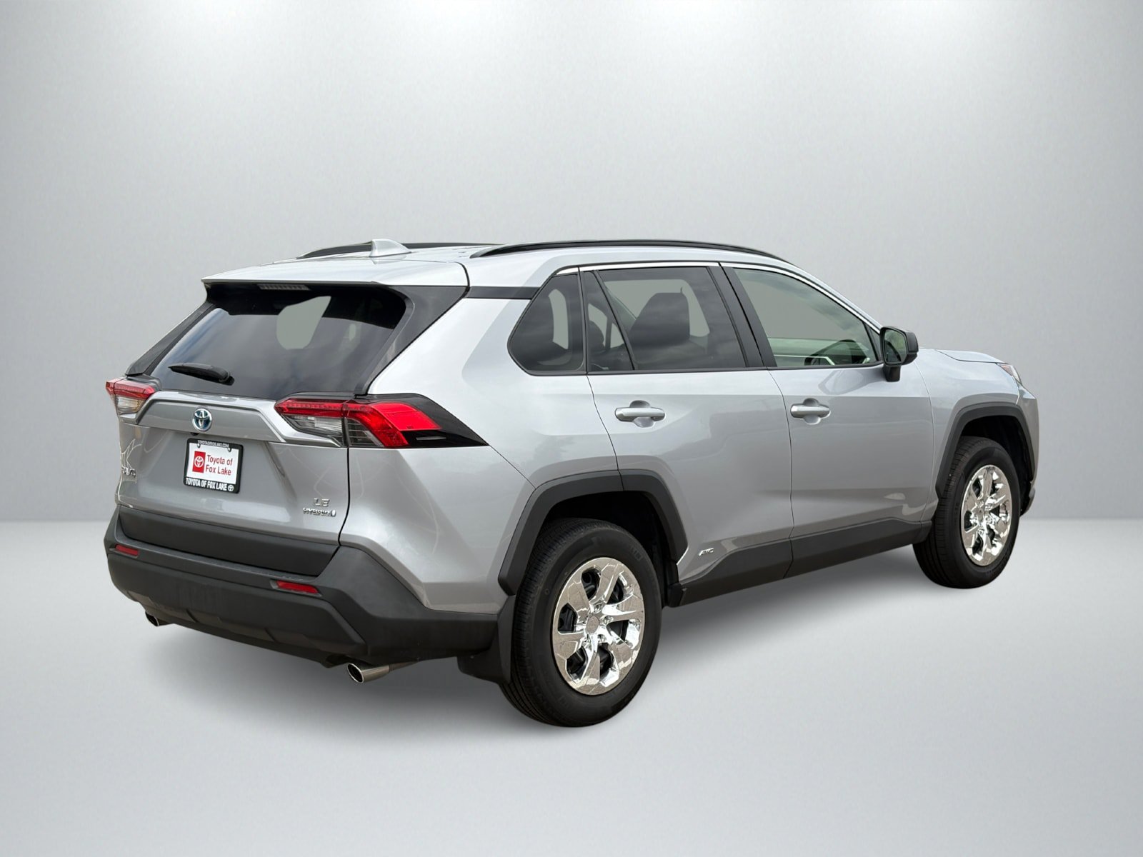 Used 2024 Toyota RAV4 LE AWD/4WD image 5