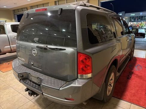 Used 2015 Nissan Armada SV image 5