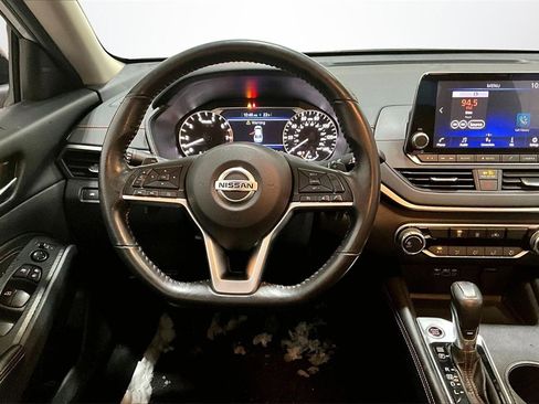 Used 2022 Nissan Altima 2.5 SR image 8