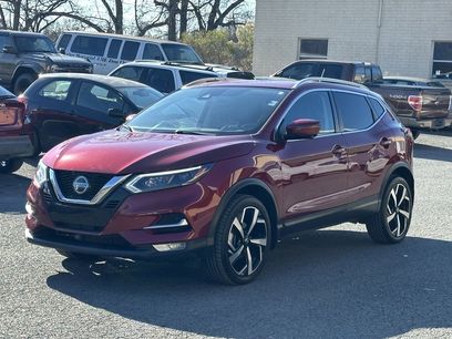 Used 2021 Nissan Rogue Sport SL w/ Premium Package