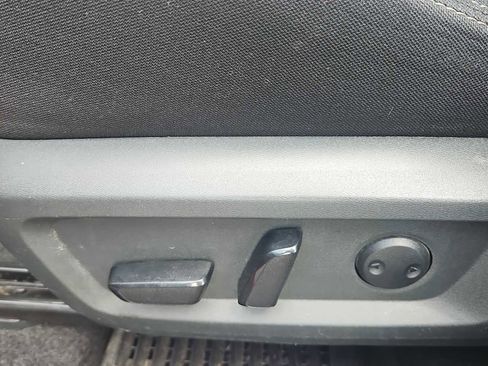 Used 2023 Nissan Rogue SV image 14