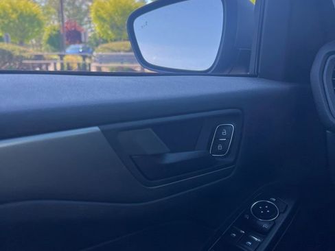 Used 2025 Ford Escape Active FWD image 36