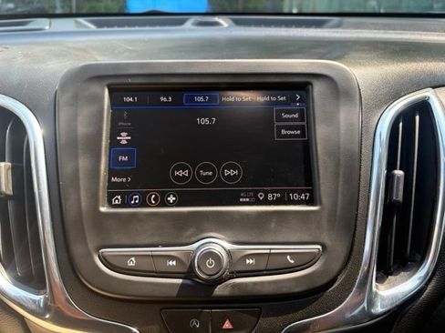 Used 2022 Chevrolet Equinox LT AWD/4WD image 9