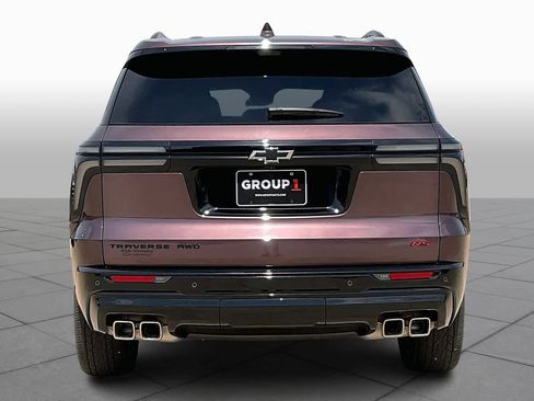 Used 2024 Chevrolet Traverse RS image 6