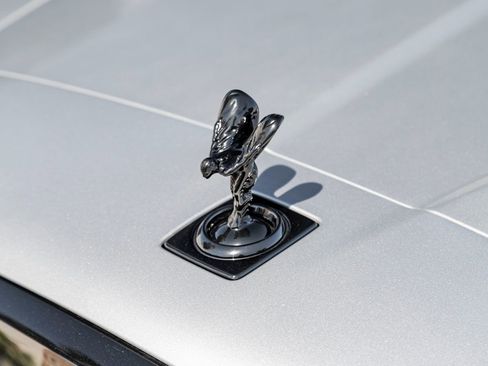 Certified 2024 Rolls-Royce Cullinan Black Badge w/ Dark Exterior Package AWD/4WD image 7