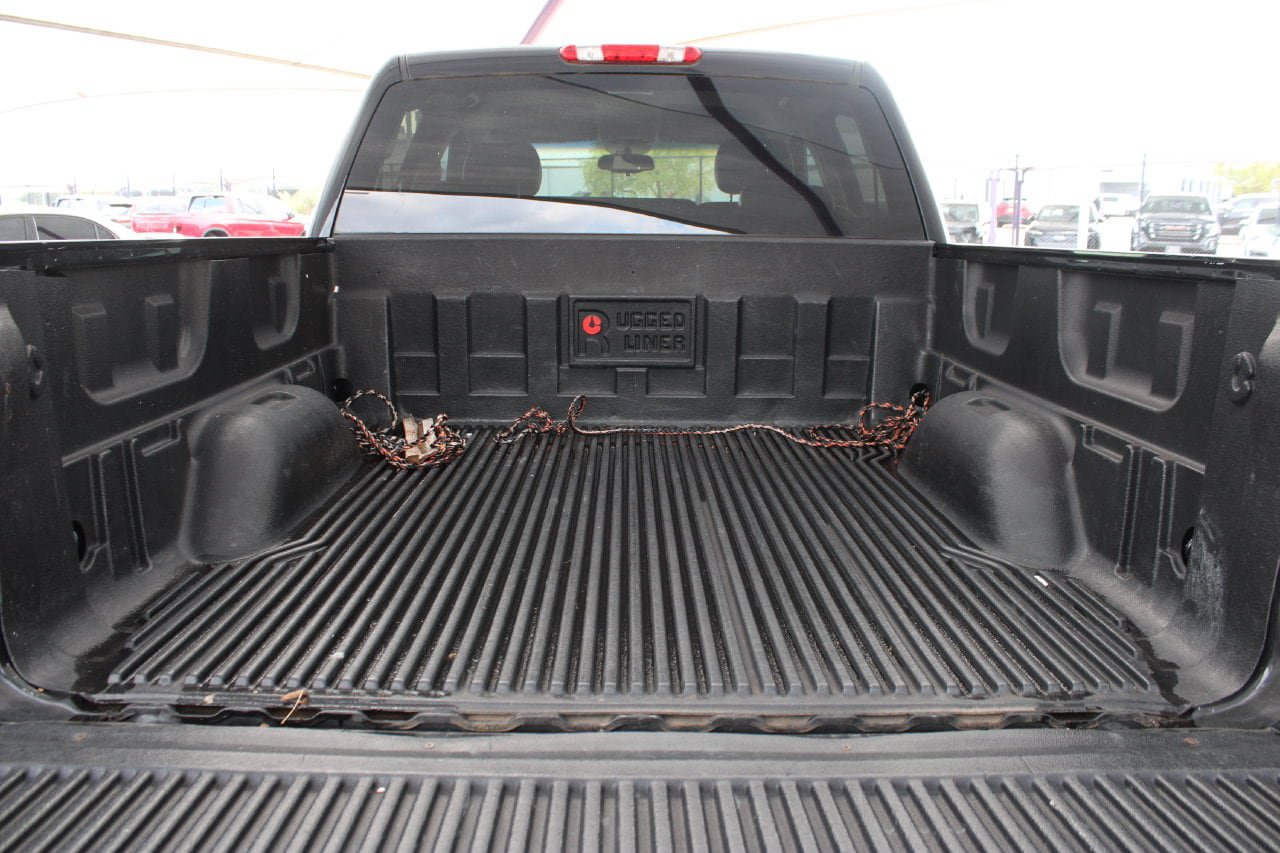 Used 2010 Chevrolet Silverado 1500 LT w/ Texas Edition RWD image 5
