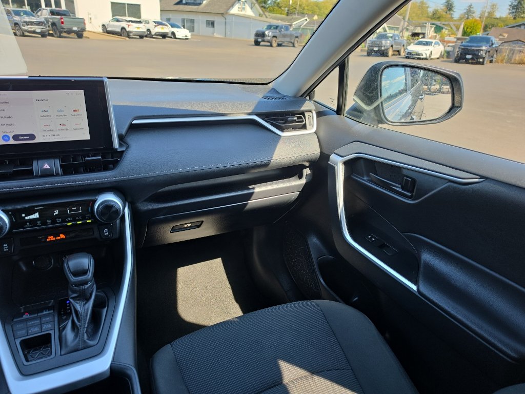Certified 2025 Toyota RAV4 LE AWD/4WD image 22