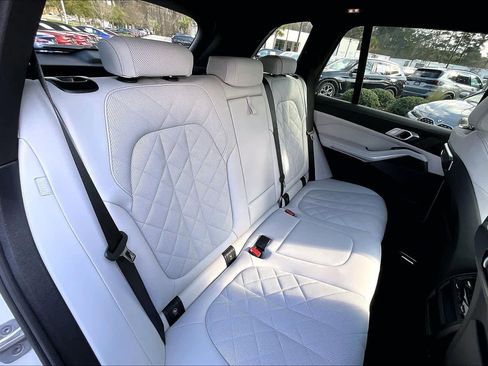 Certified 2025 BMW X5 xDrive40i w/ M Sport Package image 20