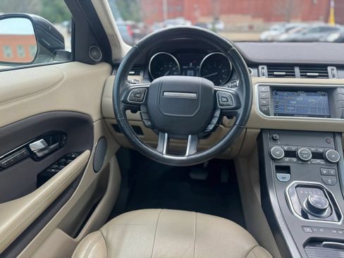 Used 2018 Land Rover Range Rover Evoque AWD/4WD image 15