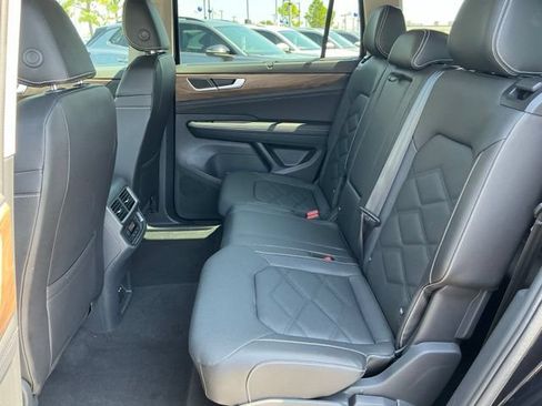 Certified 2026 Volkswagen Atlas SE AWD/4WD image 16