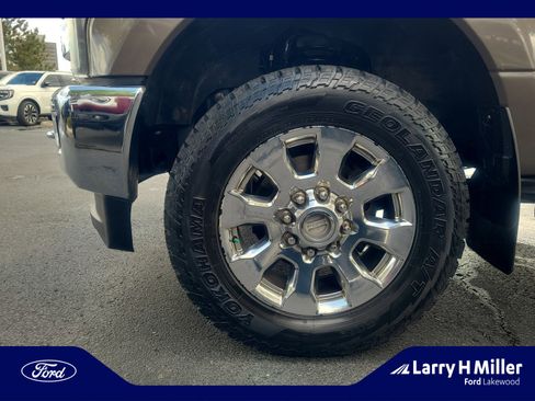Used 2017 Ford F250 Lariat w/ Chrome Package AWD/4WD image 26
