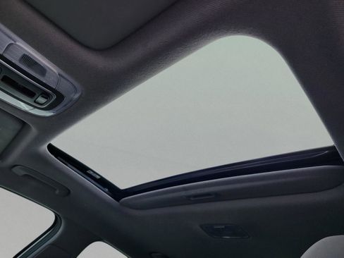 Certified 2024 Hyundai Elantra SEL w/ Convenience Package image 32