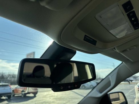 Used 2021 Chevrolet Colorado LT image 24