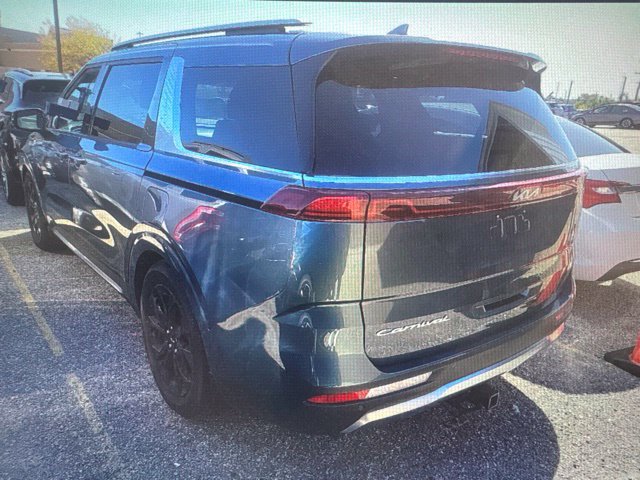 Used 2022 Kia Carnival SX Prestige w/ Paint Protection Package FWD image 4