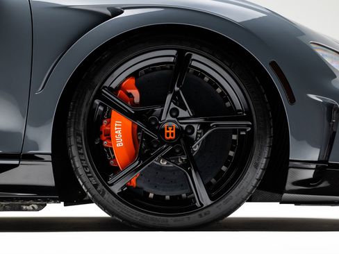 Used 2024 Bugatti Chiron Super Sport image 48