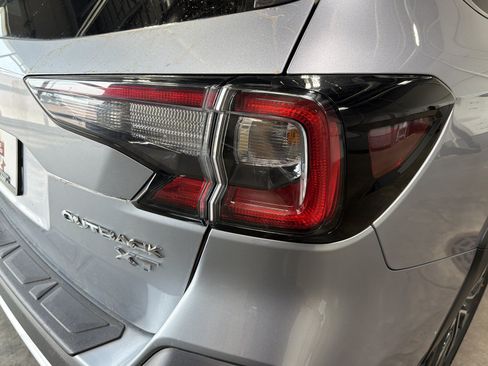 Certified 2024 Subaru Outback Limited XT AWD/4WD image 17