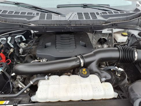 Used 2023 Ford F150 XLT w/ XTR Package image 13