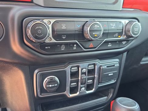 Used 2023 Jeep Gladiator Sport AWD/4WD image 24
