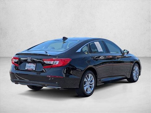 Used 2019 Honda Accord LX image 5