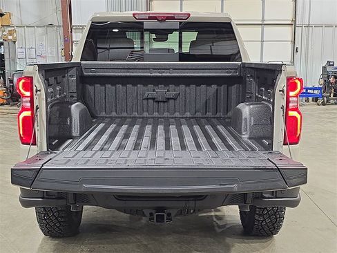 New 2026 Chevrolet Silverado 1500 ZR2 w/ ZR2 Bison Edition image 12