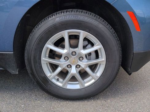 Used 2024 Chevrolet Equinox LT AWD/4WD image 24