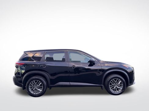 Used 2023 Nissan Rogue S image 4