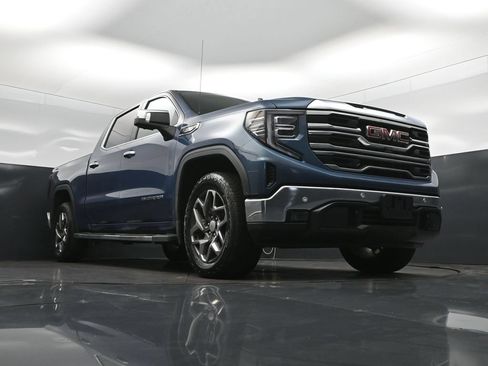 Used 2024 GMC Sierra 1500 SLT w/ SLT Premium Plus Package AWD/4WD image 45