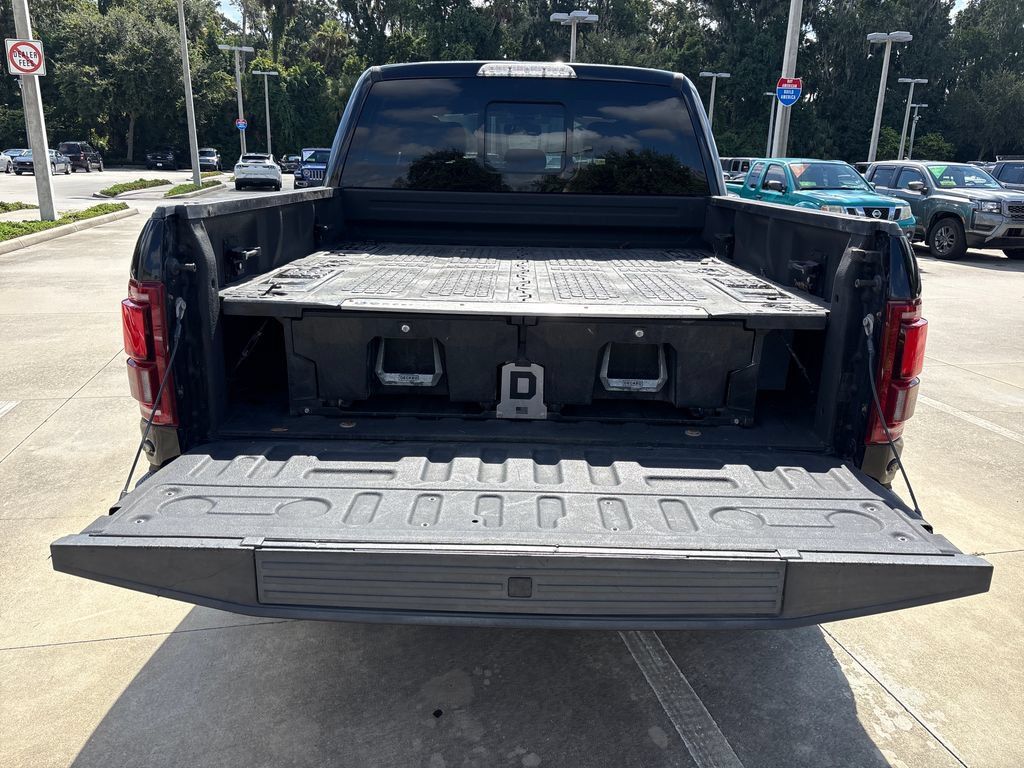 Used 2018 Ford F150 Raptor w/ Equipment Group 802A Luxury AWD/4WD image 32