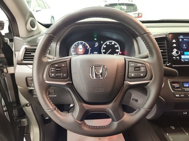 Certified 2025 Honda Ridgeline Sport image 17