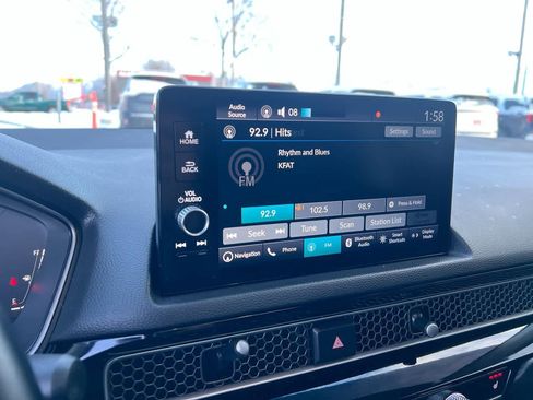 Used 2023 Honda Civic Touring image 16