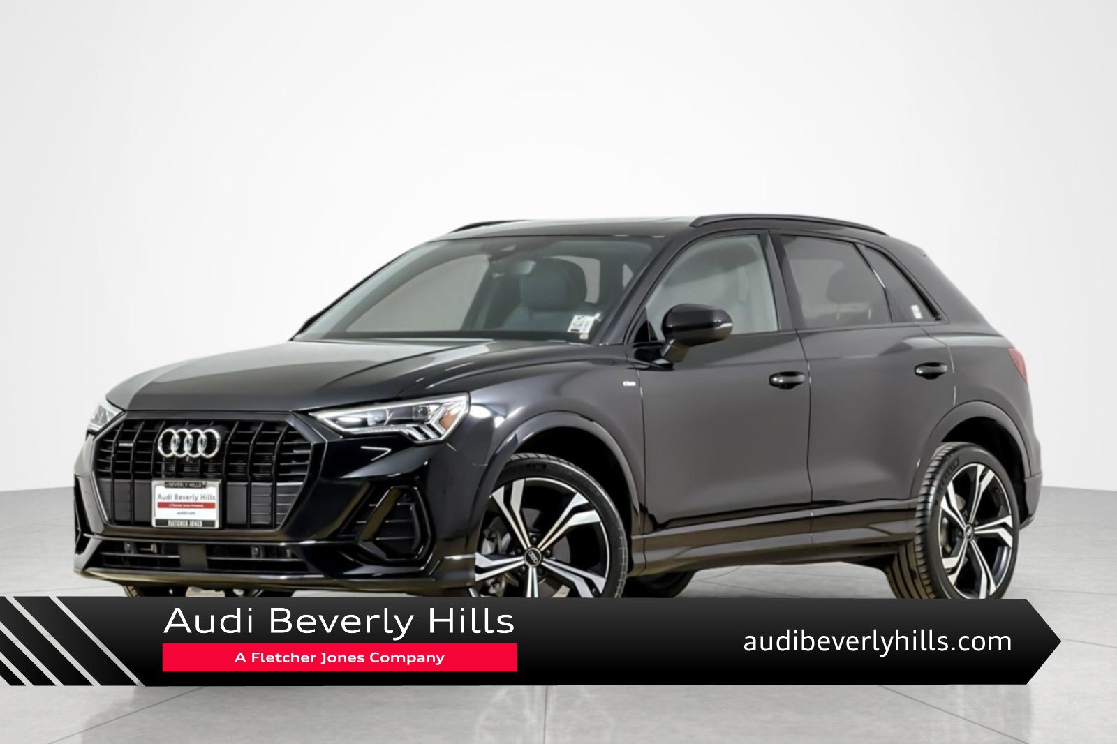 Used 2024 Audi Q3 2.0T Premium Plus AWD/4WD image 1